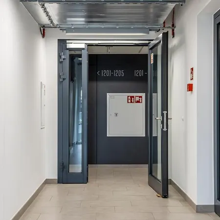 Jaworska, Sun & Snow 브로츠와프